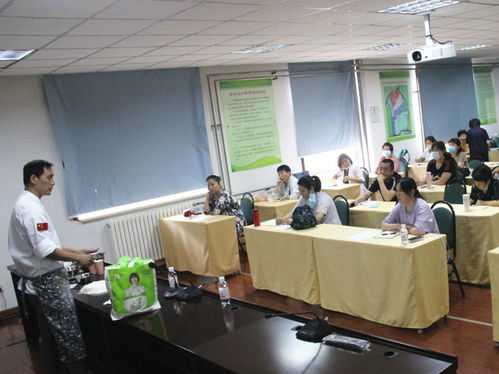 学做中式面点提高就业技能——青岛辽源路街道举办今年首场线下就业技能培训会